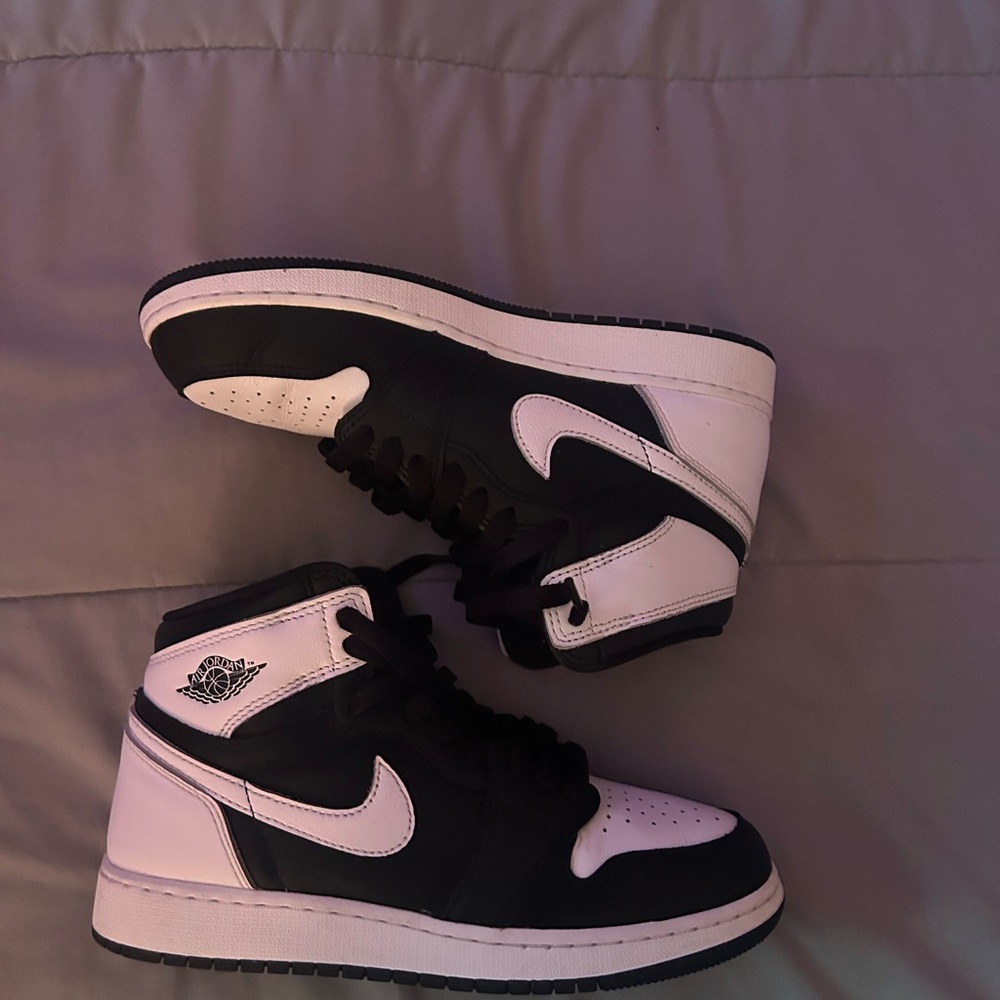 Air Jordan 1 Retro High OG ‘Black White 2.0’
